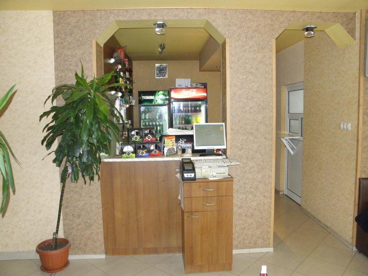 Hotel Pilevski ブラゴエヴグラト エクステリア 写真